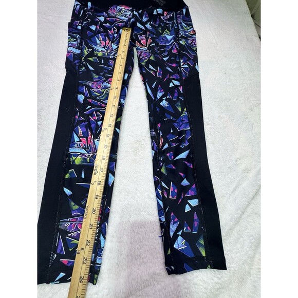 Torrid Disney Villains Shattered Print Black Active Legging Evil queen 0 plus - Picture 3 of 8